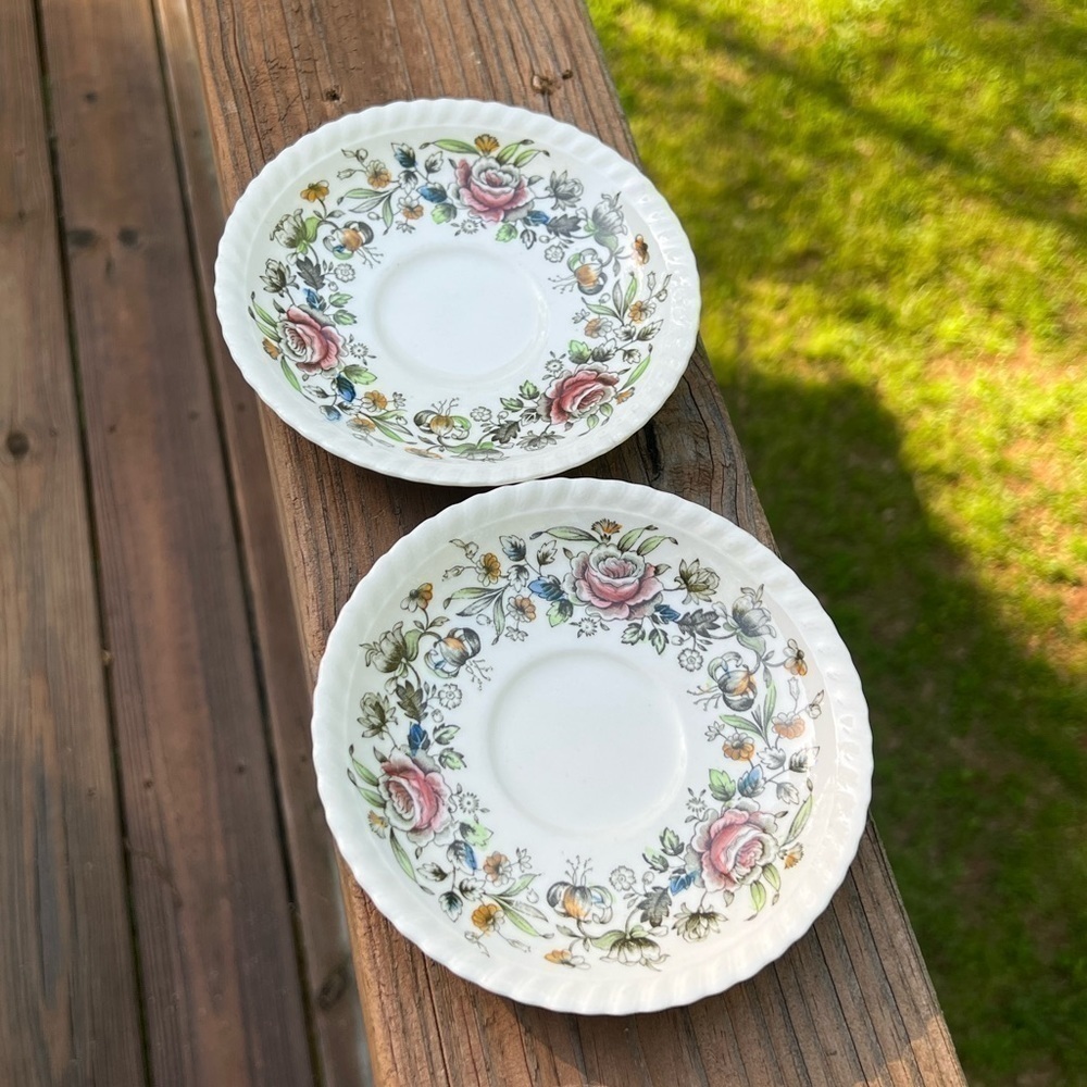Windsor Ware Johnson Bros England Set Of 2 Teacup Saucers Floral Roses Flowers
